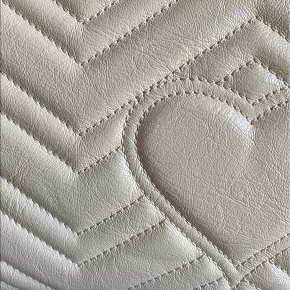 Gucci Marmont MatelassĂŠ Med Shoulder Bag LTD ED! - Picture 12 of 15